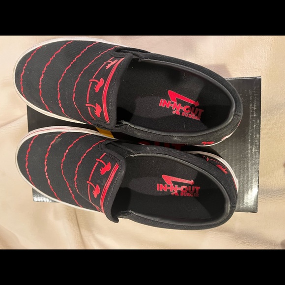 In n Out shoes - Picture 6 of 8